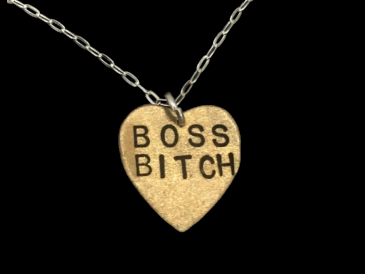 BOSS BITCH heart βοΈ